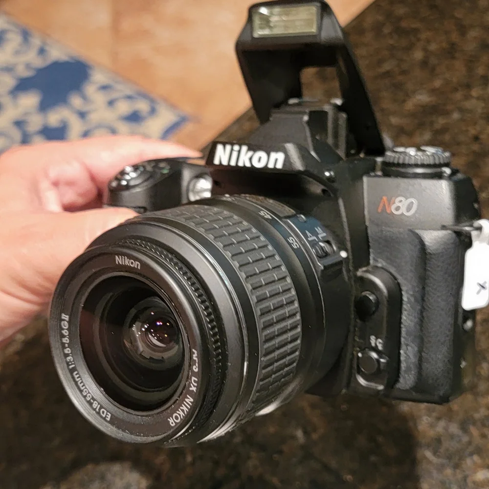 CANON N80 Canera & NIKKOR 18-55mm Lens